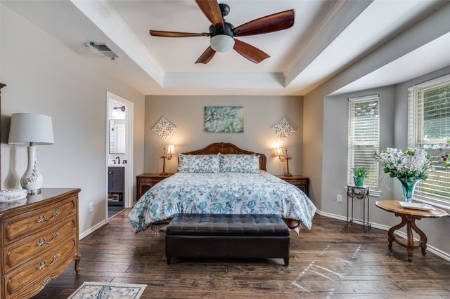 140 Hollis Road, Waxahachie, TX 75167