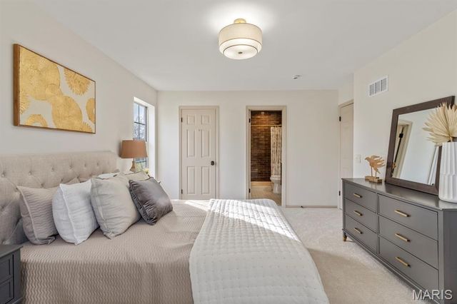 813 Pebblefield Terrace, Manchester, MO 63021