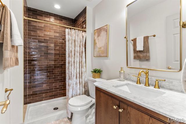 813 Pebblefield Terrace, Manchester, MO 63021