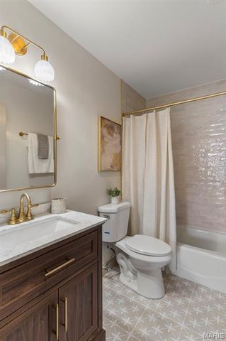 813 Pebblefield Terrace, Manchester, MO 63021