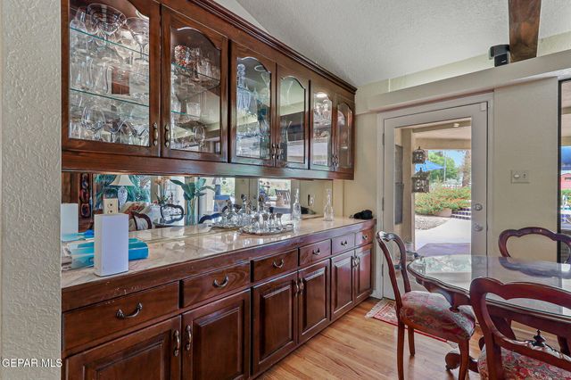 4298 BOY SCOUT Lane, El Paso, TX 79922