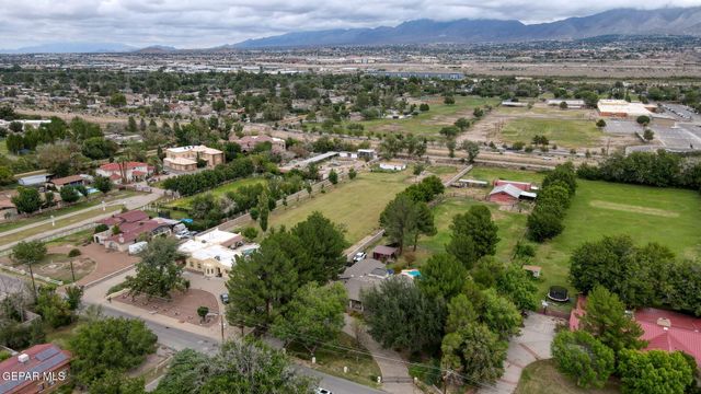 4298 BOY SCOUT Lane, El Paso, TX 79922