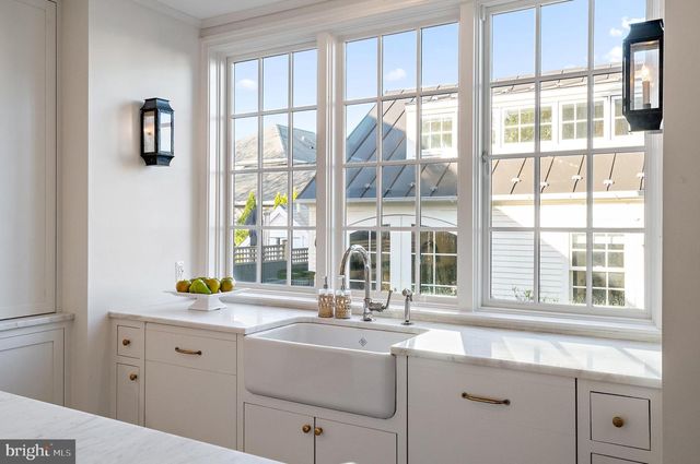313 WASHINGTON ST, Annapolis, MD 21403