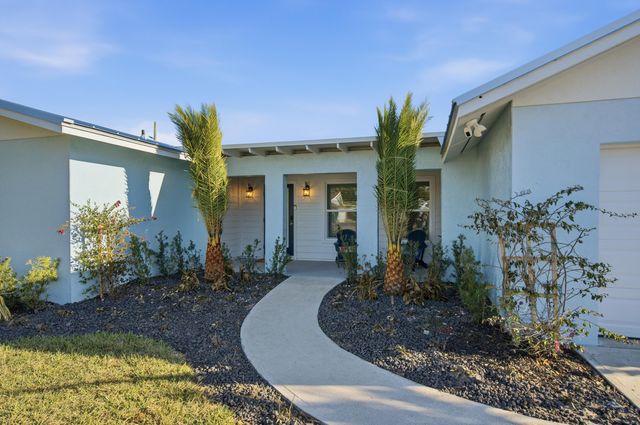 5216 SE ORANGE Street, Stuart, FL 34997