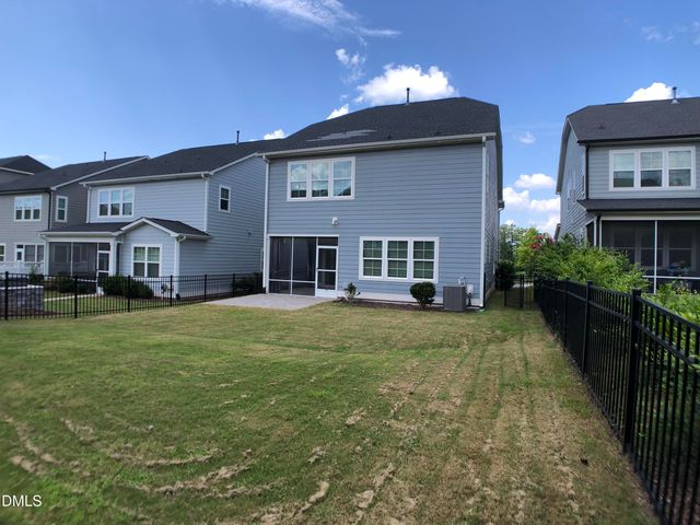 313 Ivy Arbor Way, Holly Springs, NC 27540