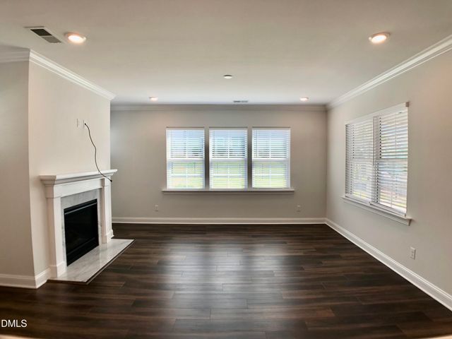 313 Ivy Arbor Way, Holly Springs, NC 27540