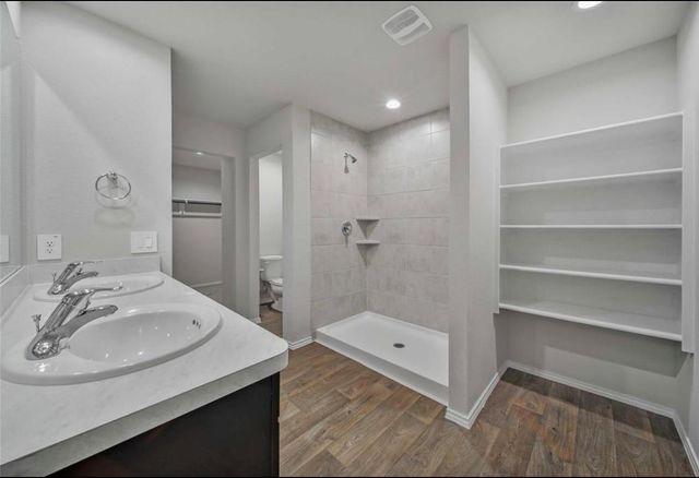 40643 Creekside Bluff Trail, Magnolia, TX 77364