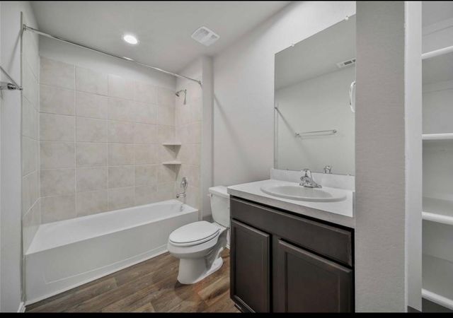 40643 Creekside Bluff Trail, Magnolia, TX 77364