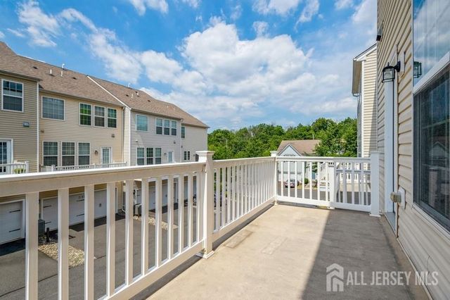 2204 leia Lane, Highland Park, NJ 08904