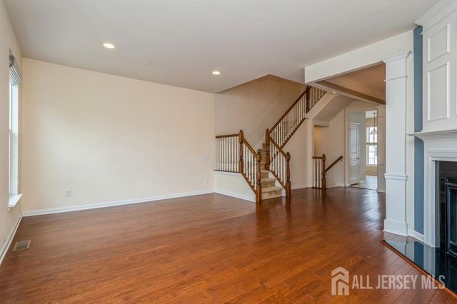 2204 leia Lane, Highland Park, NJ 08904