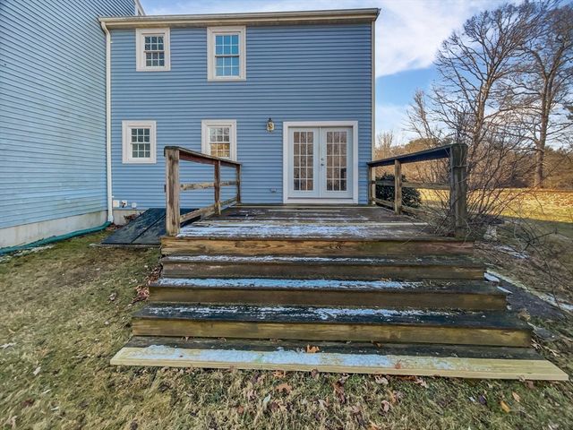 155 Clark Rd 155, Wrentham, MA 02093