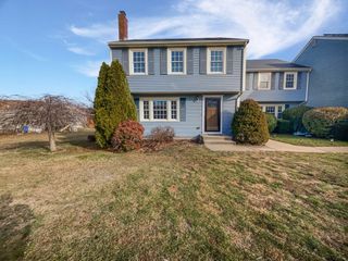 155 Clark Rd 155, Wrentham, MA 02093