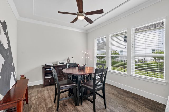 42 N Waterbridge Drive, The Woodlands, TX 77375