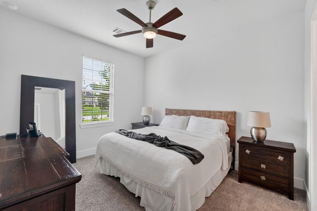 42 N Waterbridge Drive, The Woodlands, TX 77375