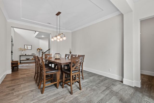 42 N Waterbridge Drive, The Woodlands, TX 77375