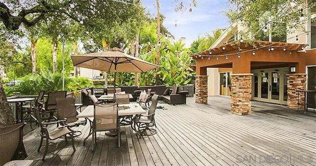 5550 Owensmouth 121, Woodland Hills, CA 91367