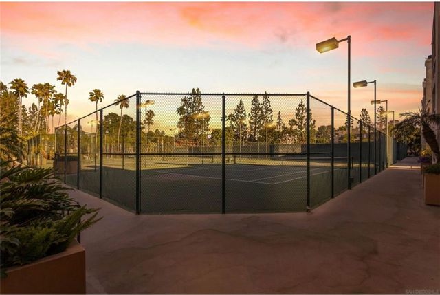 5550 Owensmouth 121, Woodland Hills, CA 91367