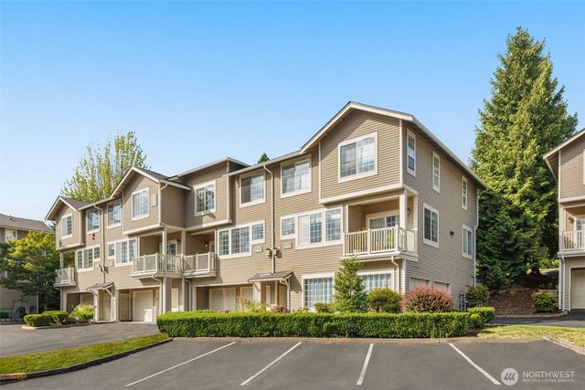 18628 NE 55th Way, Redmond, WA 98052