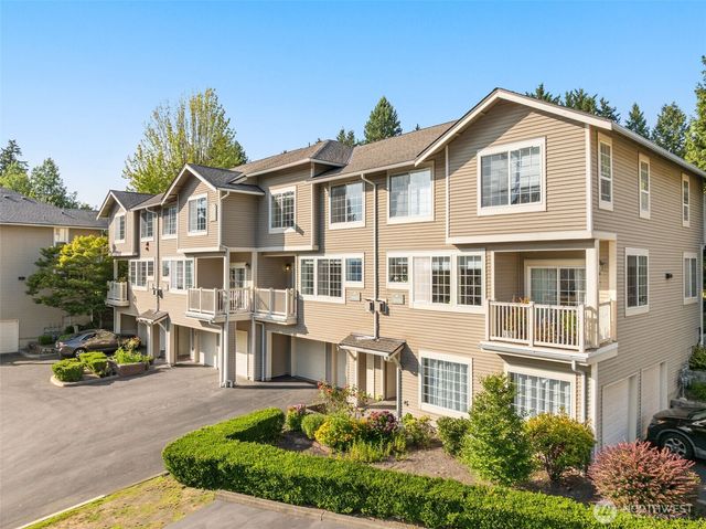 18628 NE 55th Way, Redmond, WA 98052
