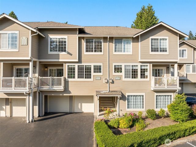 18628 NE 55th Way, Redmond, WA 98052