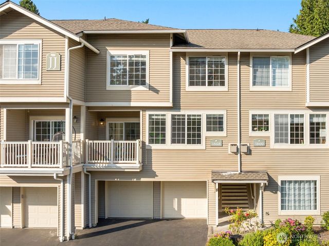 18628 NE 55th Way, Redmond, WA 98052