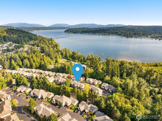 18628 NE 55th Way, Redmond, WA 98052