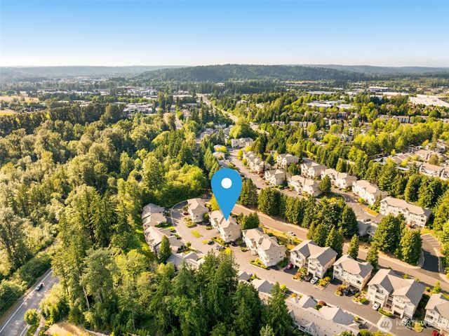 18628 NE 55th Way, Redmond, WA 98052