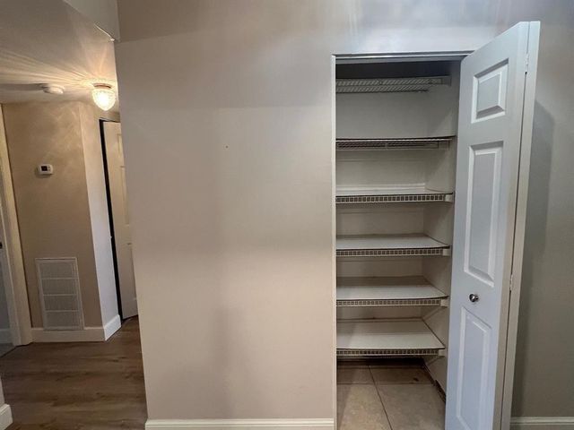 370 NW 76th Avenue 202, Margate, FL 33063