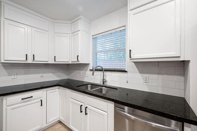 3565 Dreyfus Street, Houston, TX 77021
