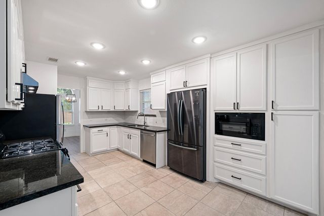 3565 Dreyfus Street, Houston, TX 77021