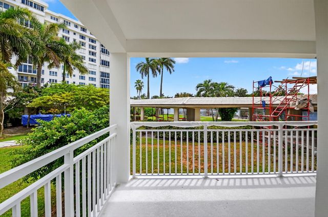 1000 LOWRY Street 1F, Delray Beach, FL 33483