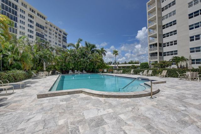 1000 LOWRY Street 1F, Delray Beach, FL 33483
