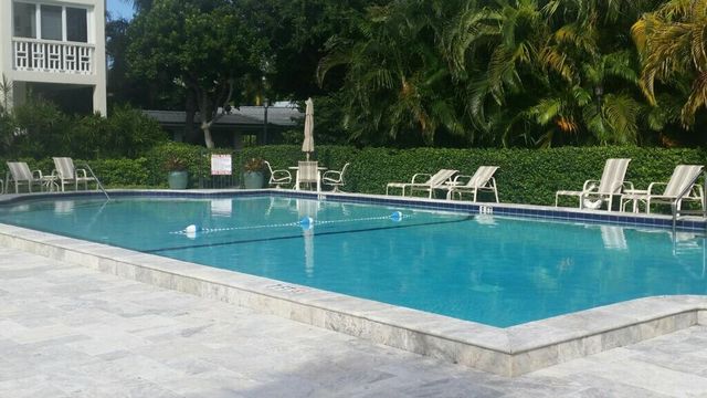 1000 LOWRY Street 1F, Delray Beach, FL 33483