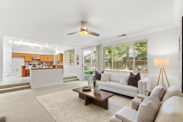 3619 Lake Terrace Dr, Elk Grove, CA 95758
