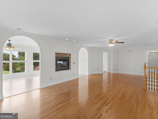 25 Walnut Lane, Covington, GA 30014