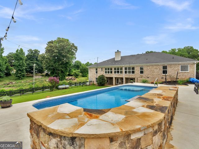 25 Walnut Lane, Covington, GA 30014
