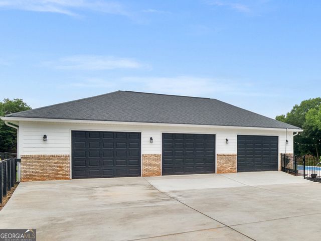 25 Walnut Lane, Covington, GA 30014