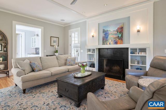 6877 HARVEST FARMS LN, Crozet, VA 22932