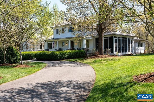 6877 HARVEST FARMS LN, Crozet, VA 22932