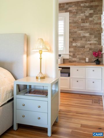 6877 HARVEST FARMS LN, Crozet, VA 22932