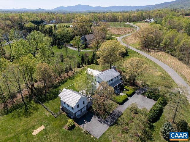 6877 HARVEST FARMS LN, Crozet, VA 22932
