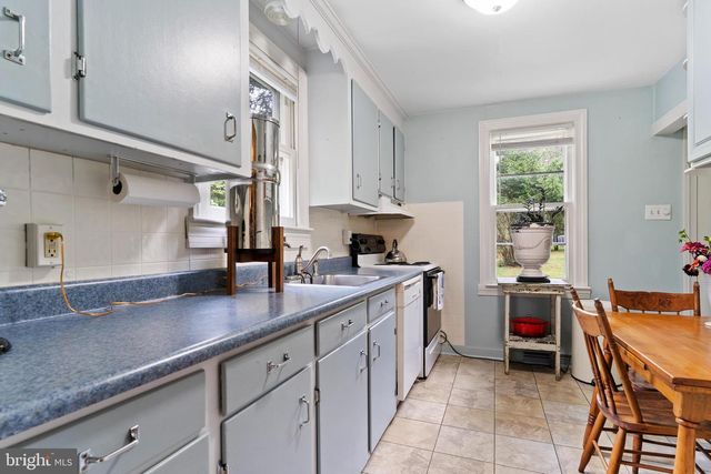 553 GREEN SPRING RD, York, PA 17404