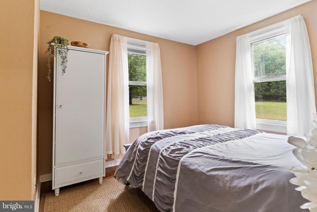 553 GREEN SPRING RD, York, PA 17404