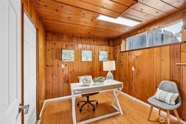 1853 N 200th Street, Shoreline, WA 98133