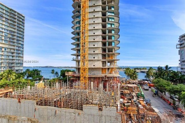 145 SE 25th Rd 602, Miami, FL 33129