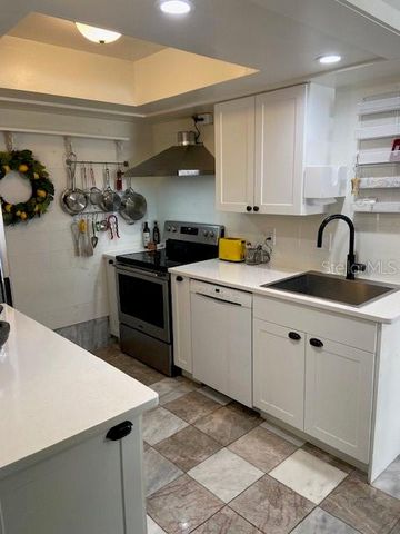 901 W PENN HILLS COURT 901, Beverly Hills, FL 34465