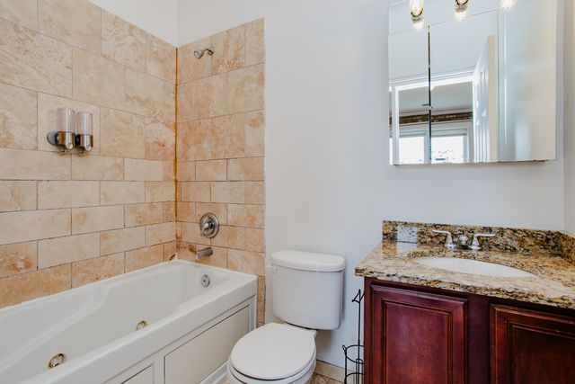 6150 N RAVENSWOOD Avenue 4, Chicago, IL 60660