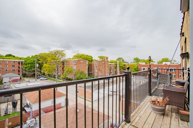 6150 N RAVENSWOOD Avenue 4, Chicago, IL 60660