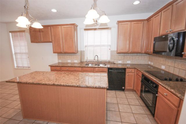 310 Watercrest Harbor Lane, League City, TX 77573