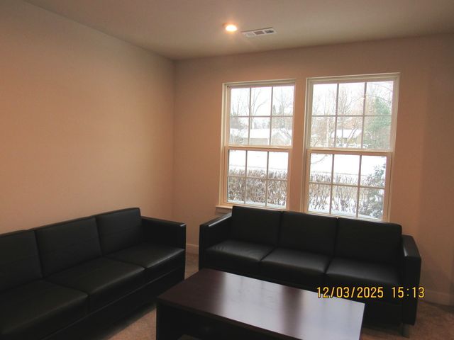 155 Canterbury Way, Lake Zurich, IL 60047